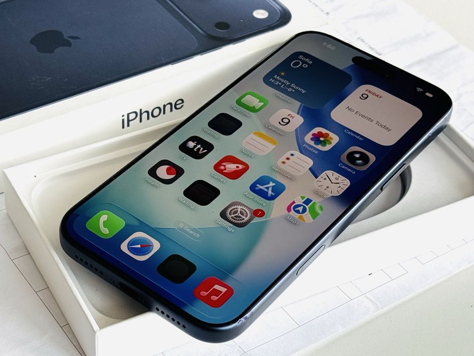 Iphone 17 Pro Max 256GB Blue Гаранция 2 години