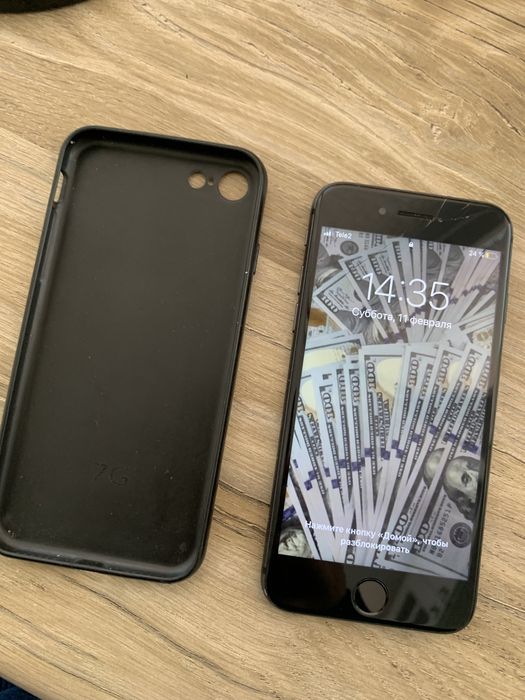Айфон 8 оригинал с коробкой