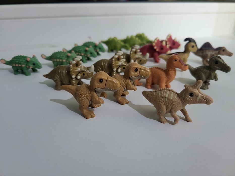 Киндер динозавры