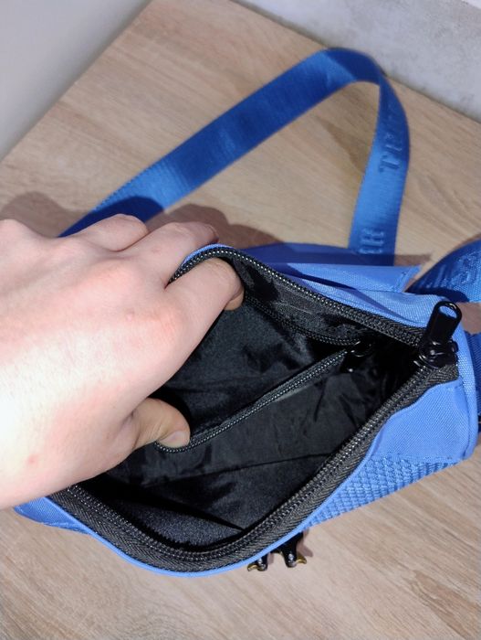 Trapstar чанта в тъмносин цвят