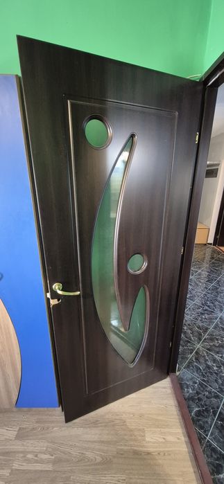 Usa de interior cu toc. 4 bucati. Preti pt toate 4