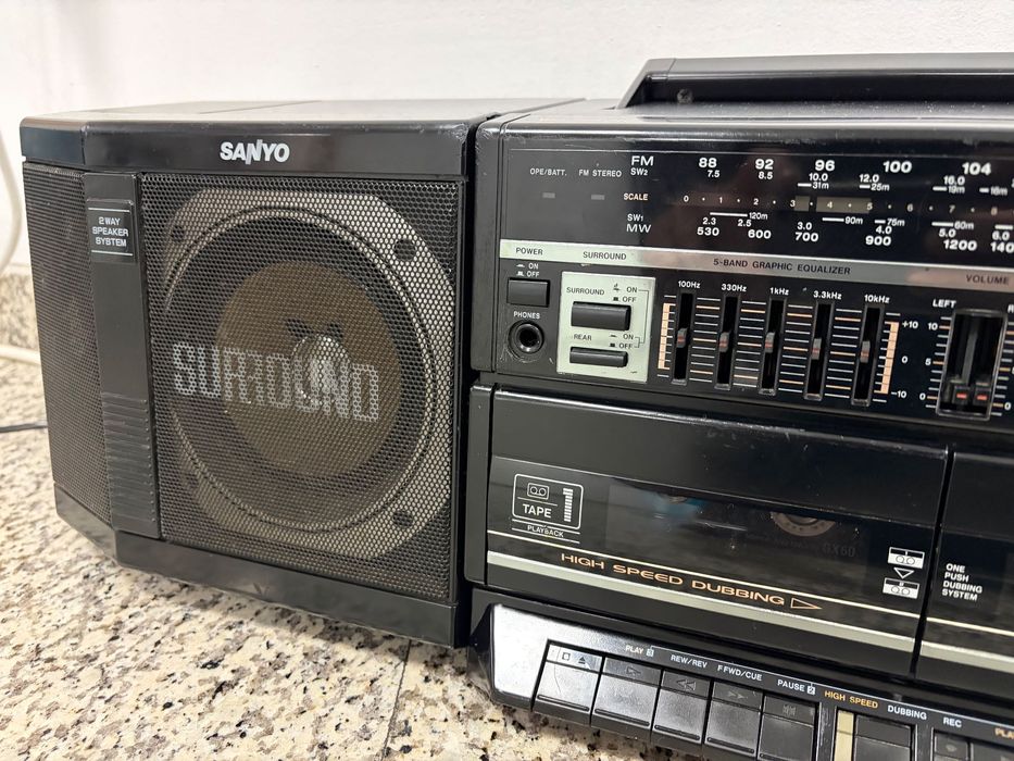 sanyo m803 SR радио касетофон