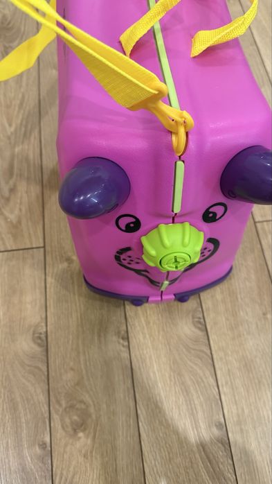 Детский чемодан