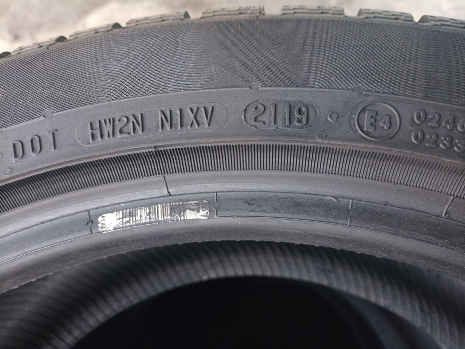 4 anvelope de iarna Continental 255/40 R18 dot 2119