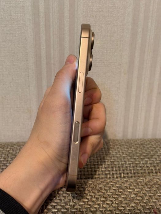 Iphone 16 Pro Gold 128  Айфон 16 про 128