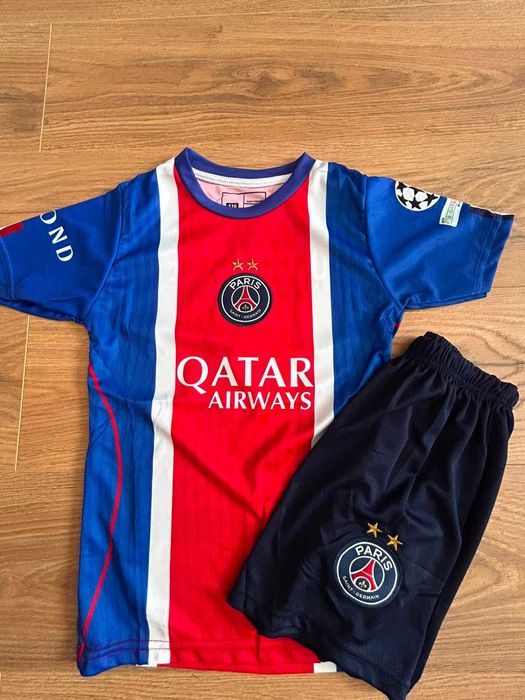 PROMOTIE Tricouri Echipament Compleu fotbal copii si bebelusi - Inter Miami - Lionel Messi