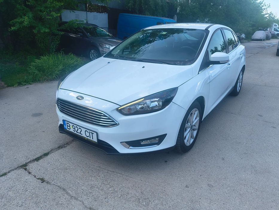 Ford Focus Vand Ford Focus Sedan, 1.5 diesel, 120cp Titanium