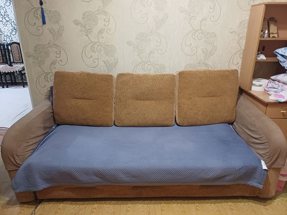Продаётся тройка диван-софа-кресло