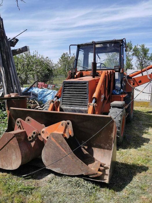 Buldoexcavator FAI 100 D