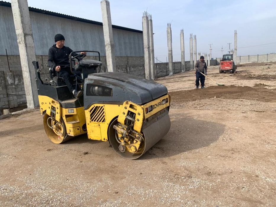 Асфальтирование. Укладка асфальта недорого и качественно. Асфальт.