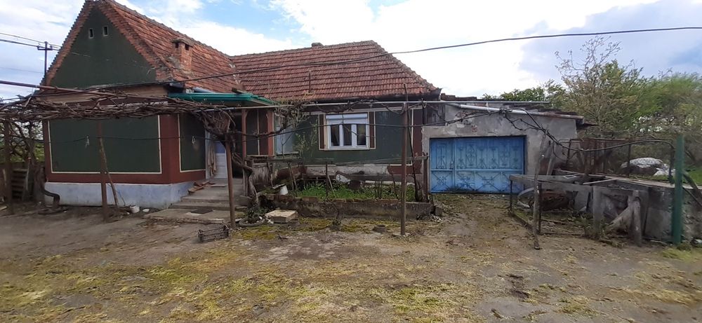 Casa de vanzare în Țigănești de Cris com Brusturi