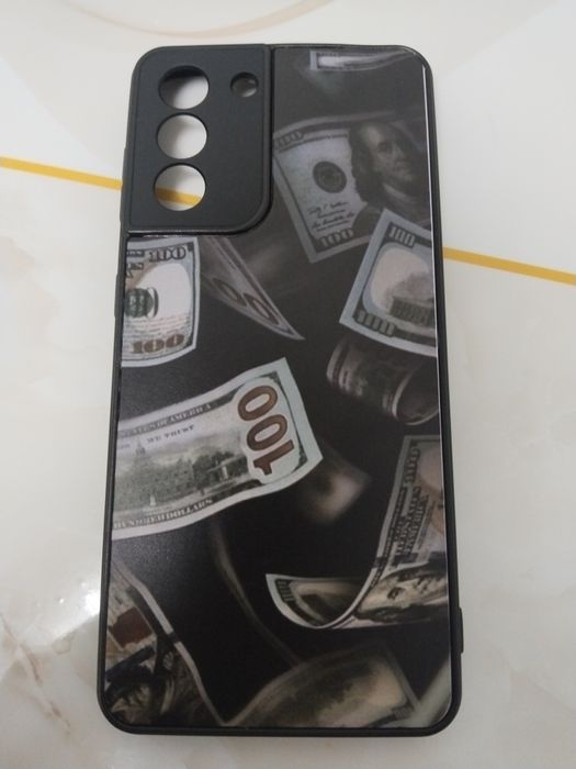 Чехол на Самсунг S21 хороший чехол