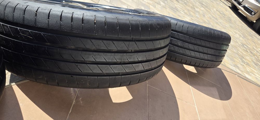 Vand 3 lante kia EV 6