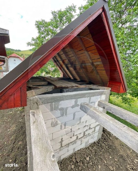 Casă de vânzare | Moldovenesti | Renovare necesară