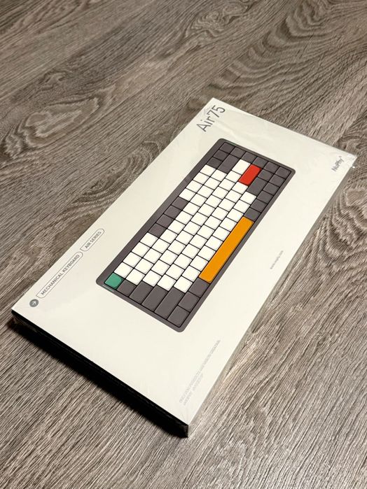 3 Tastaturi Mecanice: Nuphy Air75 & 2 Logitech MX Keys