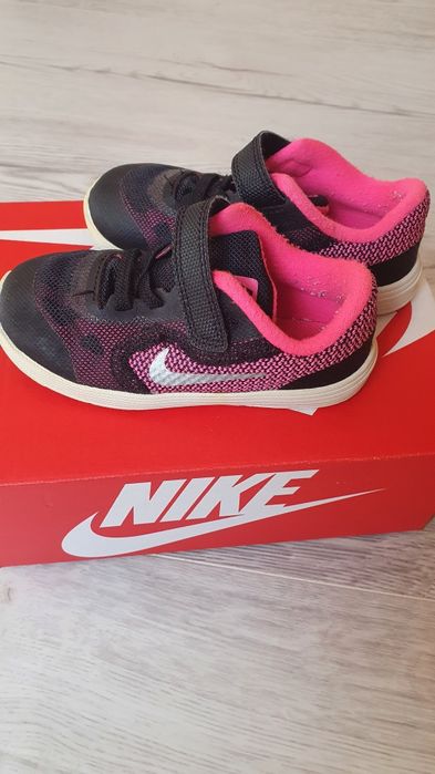 Детски маратонки за момиче