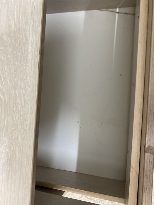 Шкаф продаю срочно