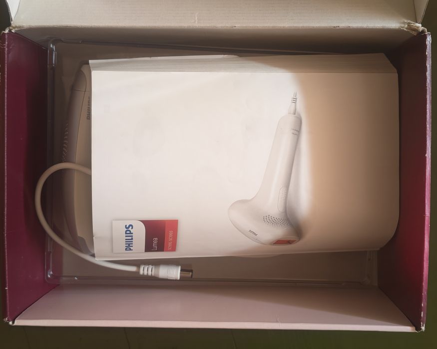 Фотоепилатор Philips Lumea