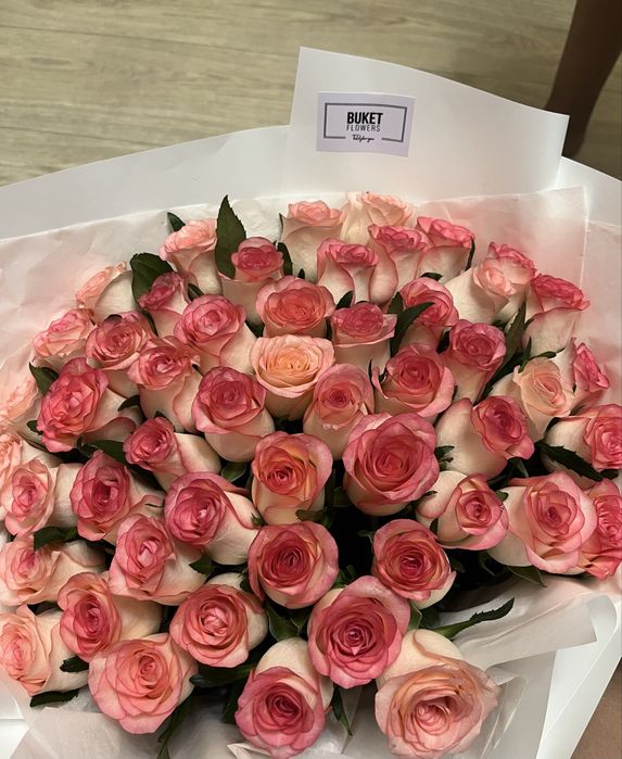 51 шт розовые розы