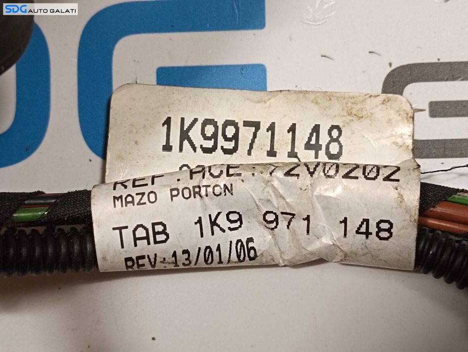 Cablaj Instalatie Electrica Dreapta Haion Haion Capota Portbagaj Volkswagen Golf 5 2004 - 2008 Cod 1K9971148 [M6706]