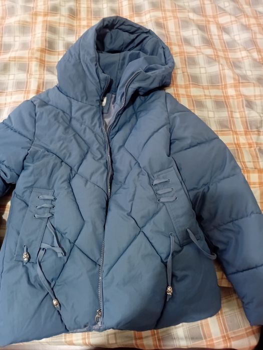 Продам куртки б/у