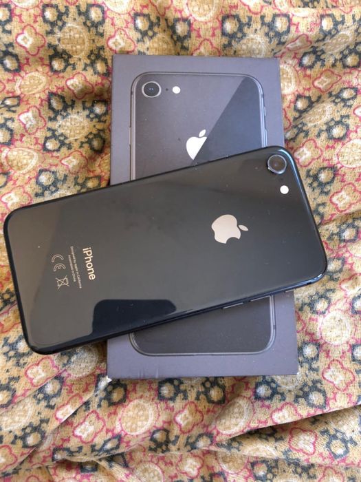 Айфон 8 64гб