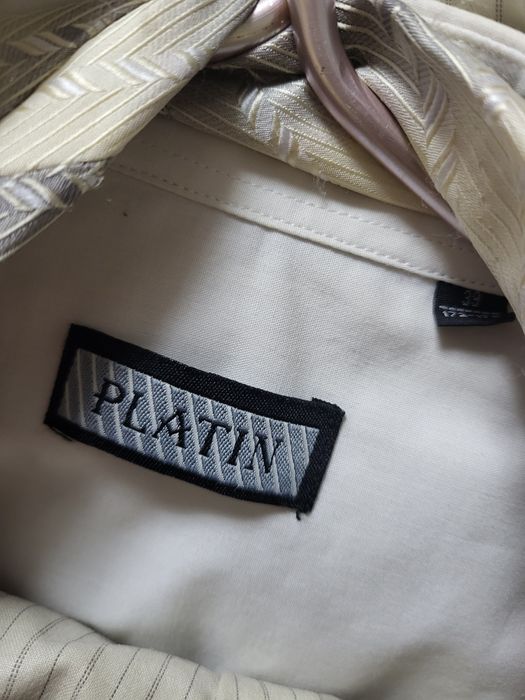 Продам смокинг для торжеств