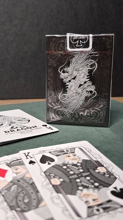 Карты Bicycle Dragon
Введите