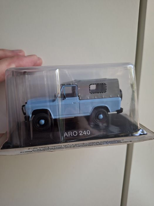Macheta Aro 240 scara 1.43