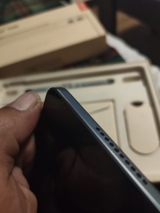 Lenovo yoga tab+ подаръци