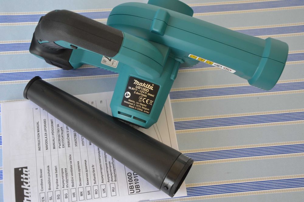 Оригинална нова въздуходувка Makita 12V