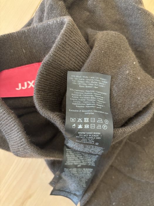 Bentita din lana si casmir