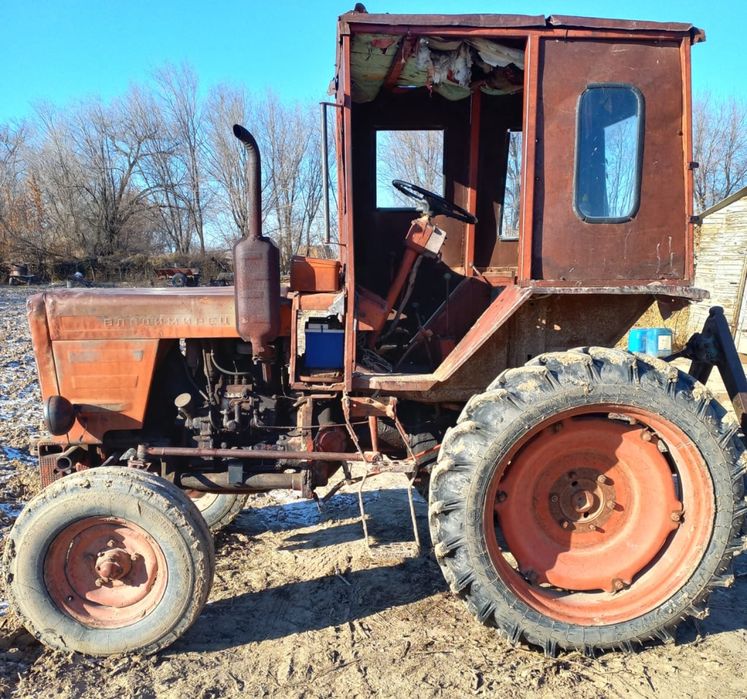 Продам трактор Т-25