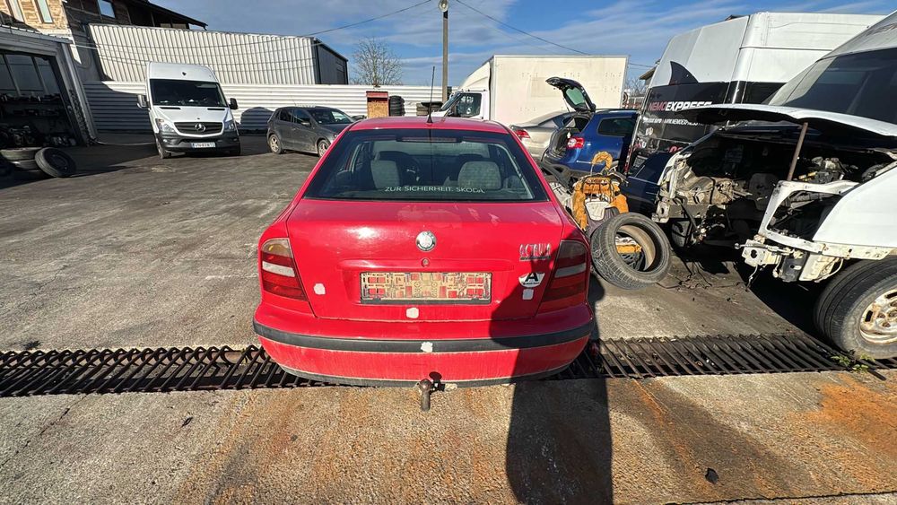 Haion Skoda Octavia Din 2005