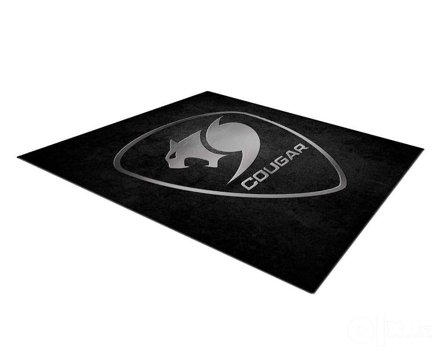 COUGAR Floor Mat Command