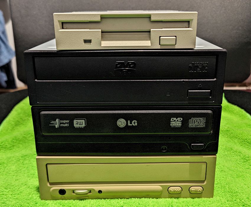 Стари рам памети,компютър и др.