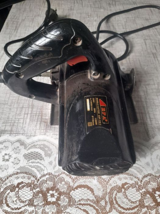 Продаётся пчёлка пила