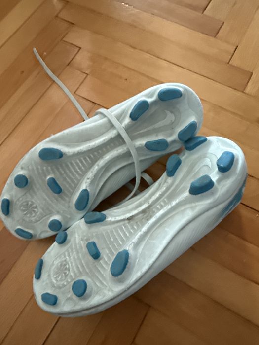 Бутонки Nike номер 34