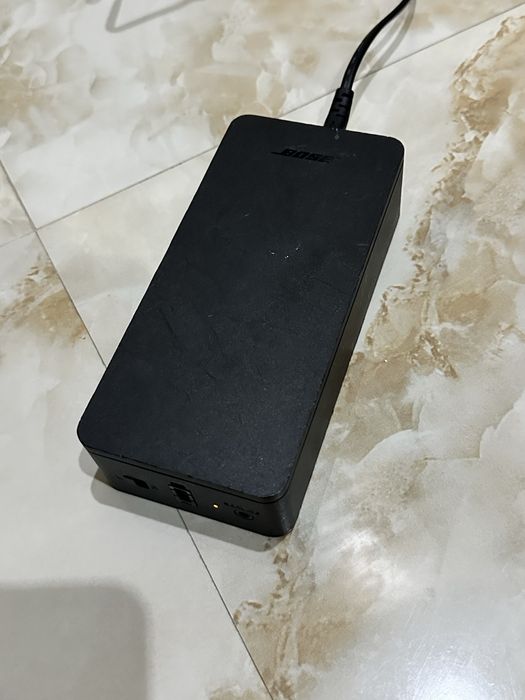 Original Bose-Virtually Invisible 300/ Surround  speakers / 700