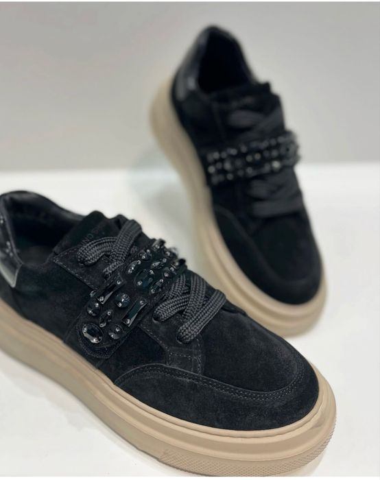 Ботинка осень весна