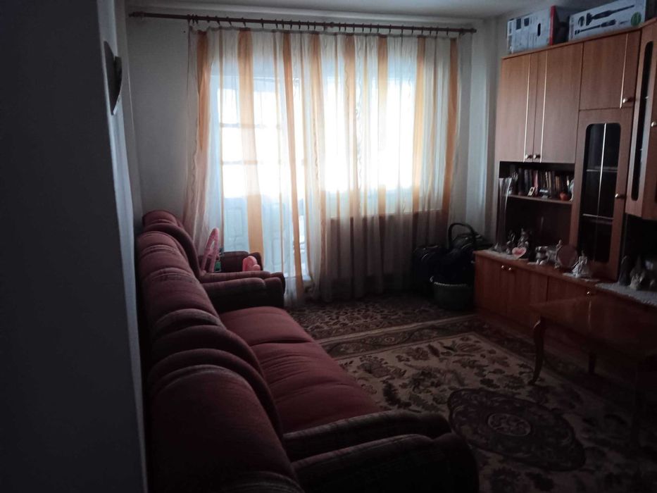 Vând apartament cu 2 camere