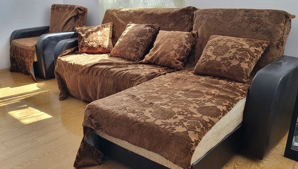 Диван б/у +чехол