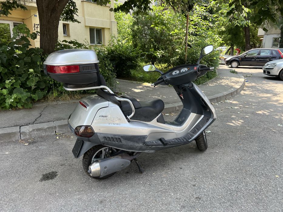 Piaggio Hexagon 180 4T