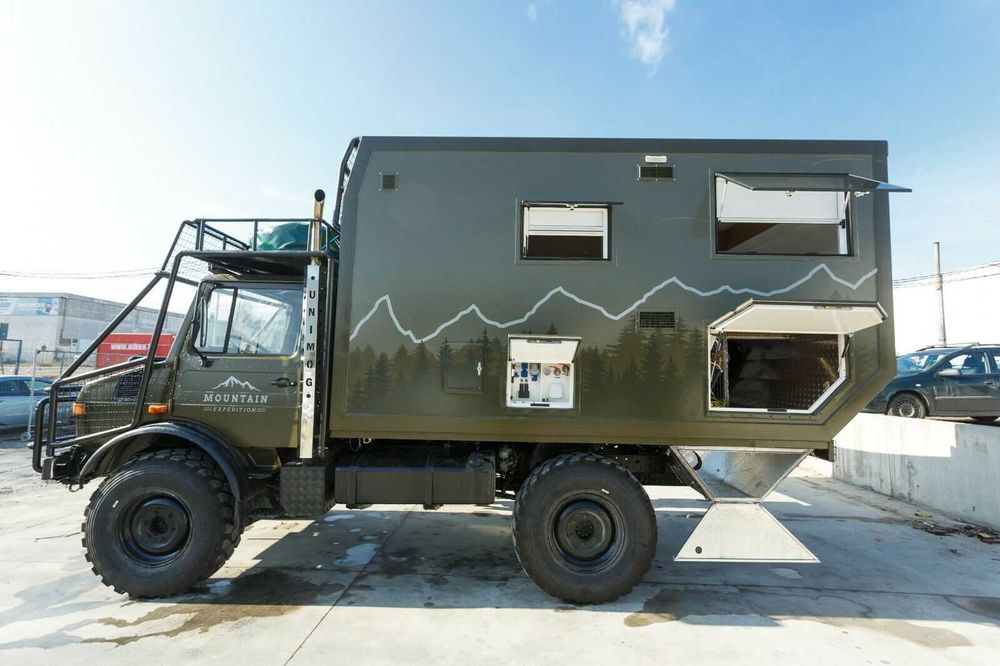 Mercedes-Benz UNIMOG
