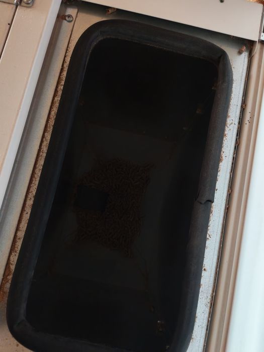 Vand centrală pe peleti Lydia Compact Plus 25 kW+cos inox de 4.5 metri inaltime+aspirator centrală cadou.