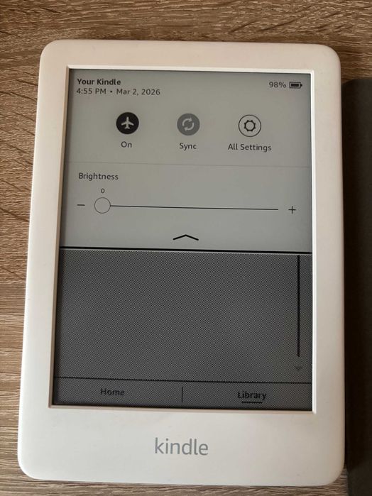 Kindle ebook reader Generatia 10