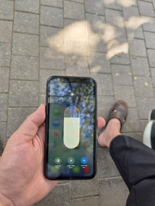 Айфон 11 64гб Iphone