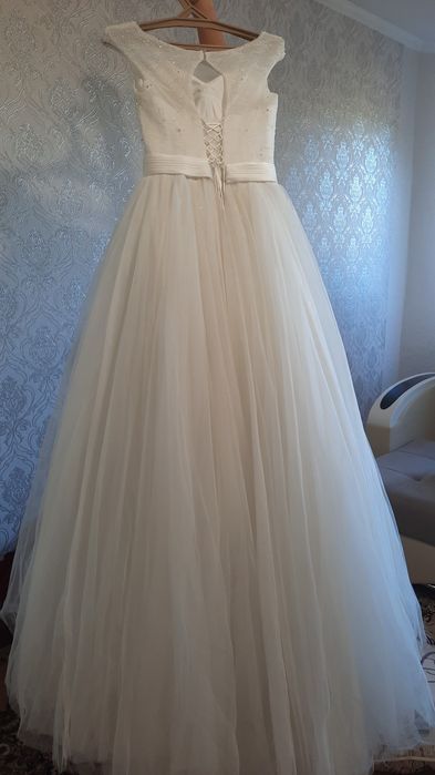 Продам свадебное платье
