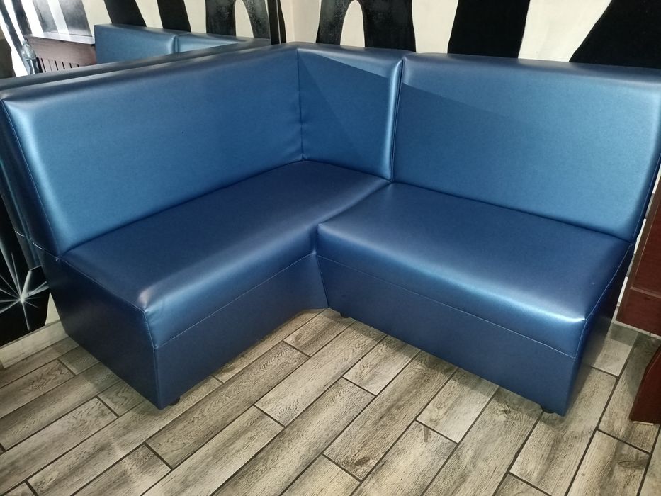 Продам диван кож зам