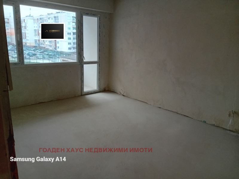 Продава се Двустаен апартамент в Перник, Изток - 62 кв.м за 866 €/кв.м - Снимка #4